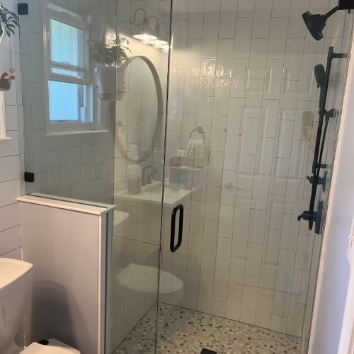 Frameless Door and Panel Clips  Image